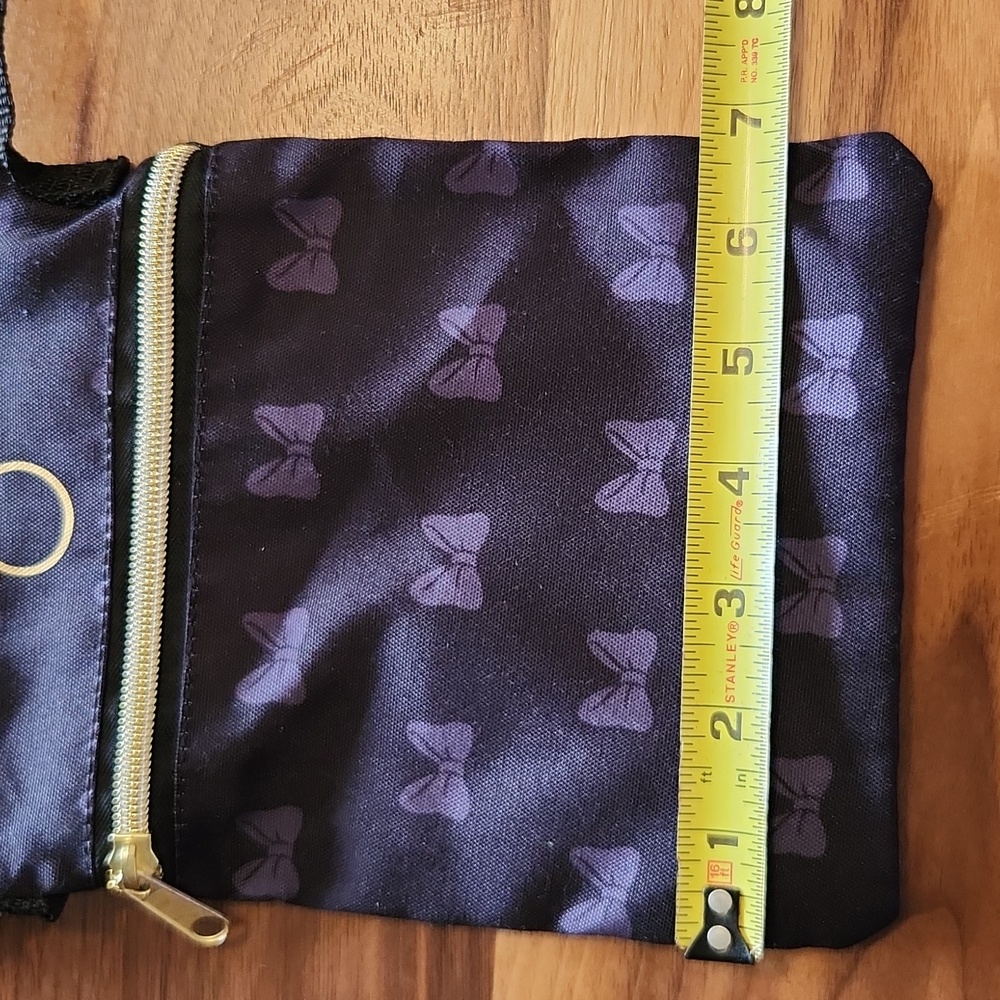 Loungefly Disney Minnie Mouse Crossbody Bag - Picture 10 of 11